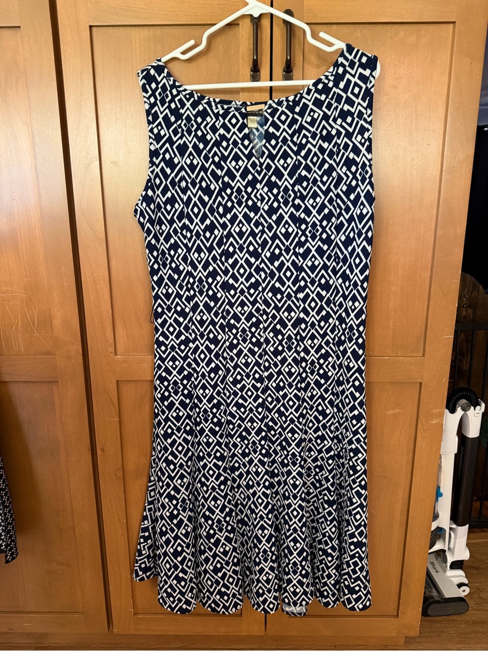 Haani Navy and White Geometric Midi Dress